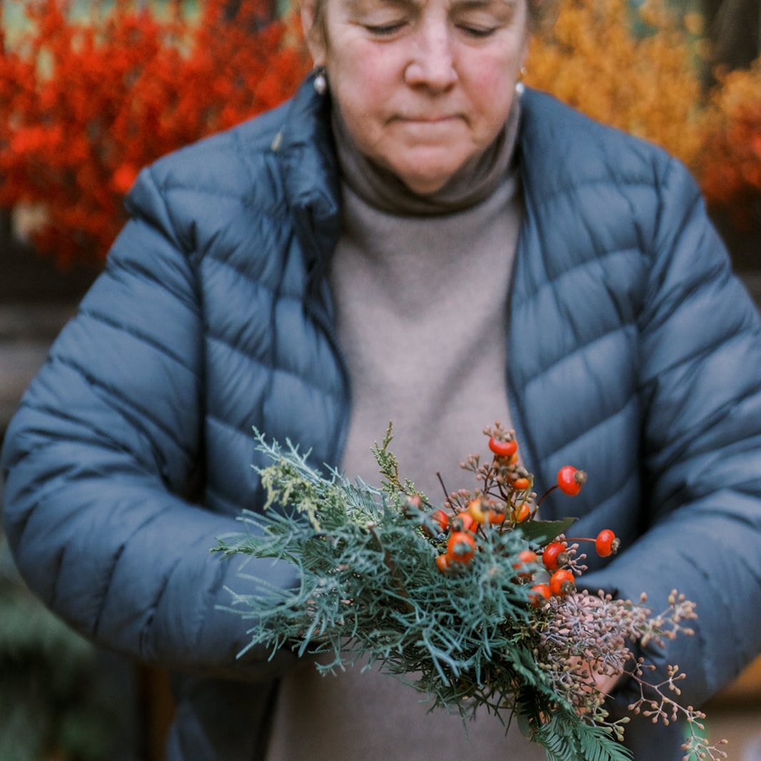 Wreaths & Holiday Centerpieces