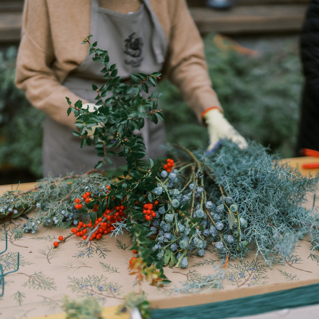 Wreaths & Holiday Centerpieces
